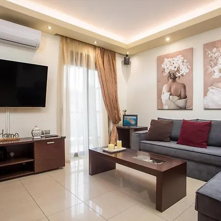 Anita Luxury アパート